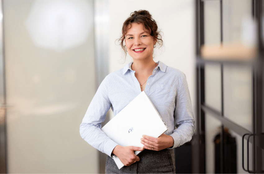 praxivisio CEO Carolin Besherz 1 praxivisio Geschäftsführerin Carolin Besherz 1 - Praxismarketing Agentur Berlin und Deutschland